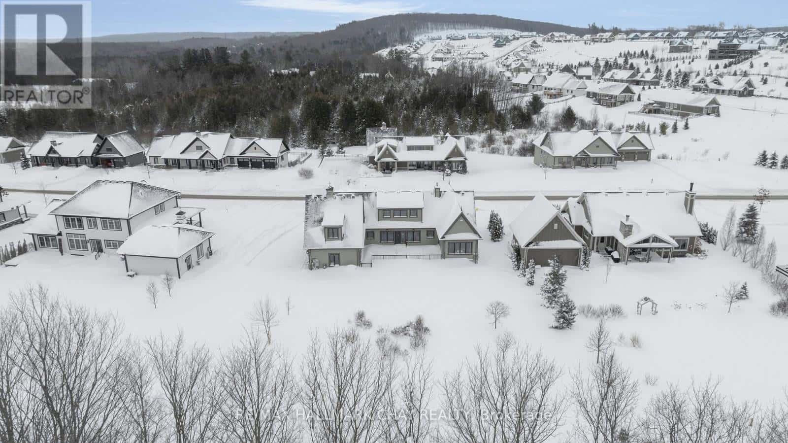 14 GEORGIAN GRANDE DRIVE — Oro-Medonte, Ontario - Photo 2 of 32