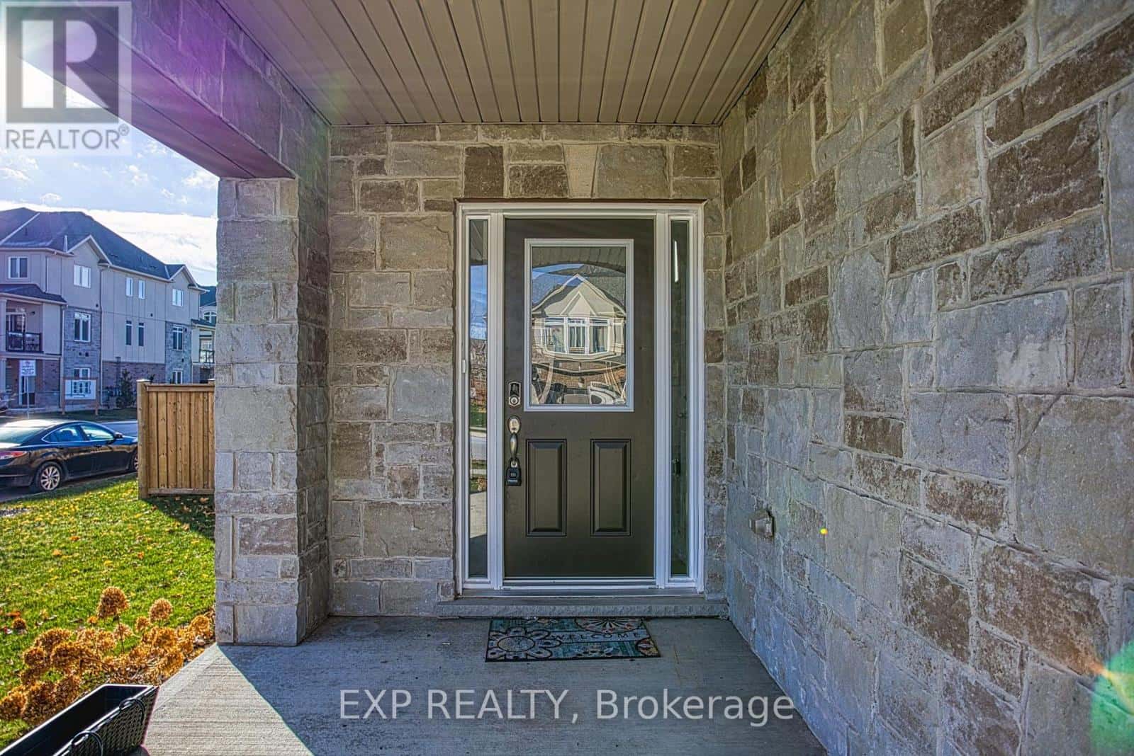 130 SONOMA LANE — Hamilton (Fruitland), Ontario - Photo 4 of 43