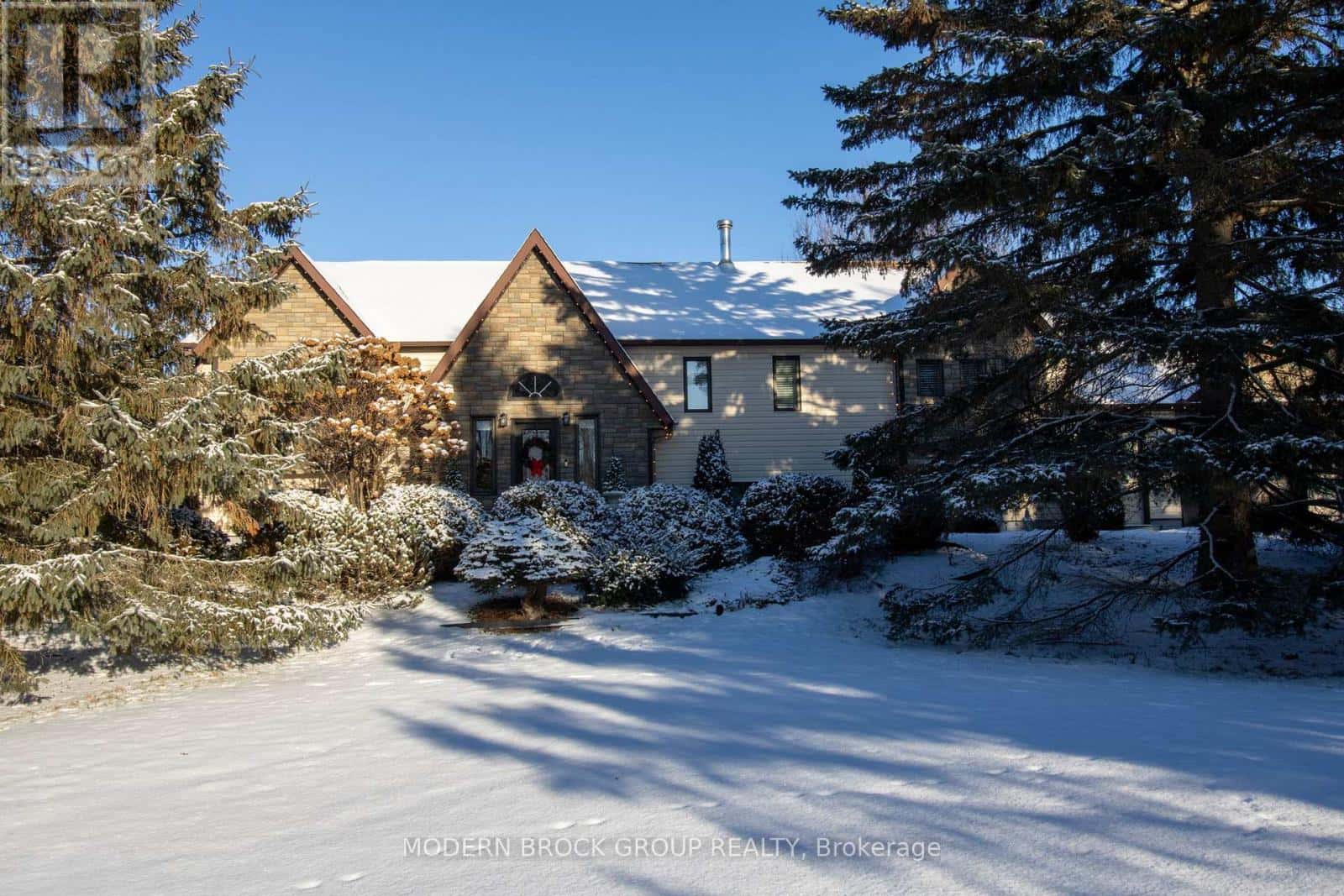 1329 SOUTH GOWER DRIVE — North Grenville, Ontario - Photo 2 of 50