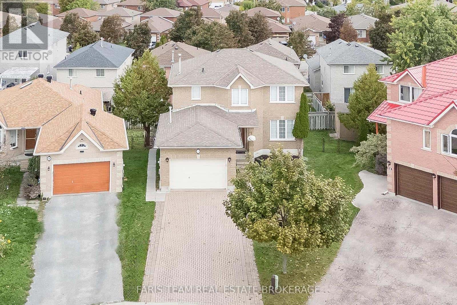 7 ROUND LEAF COURT — Barrie (Holly), Ontario - Photo 4 of 45