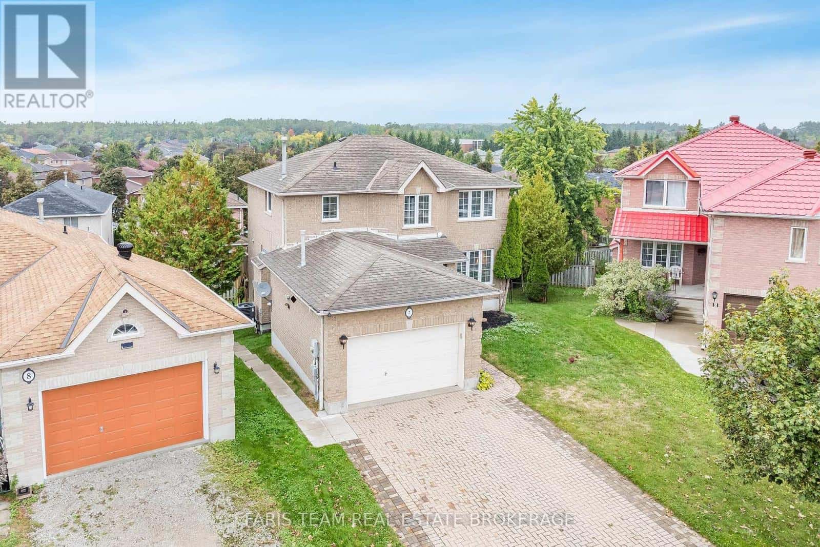 7 ROUND LEAF COURT — Barrie (Holly), Ontario - Photo 5 of 45