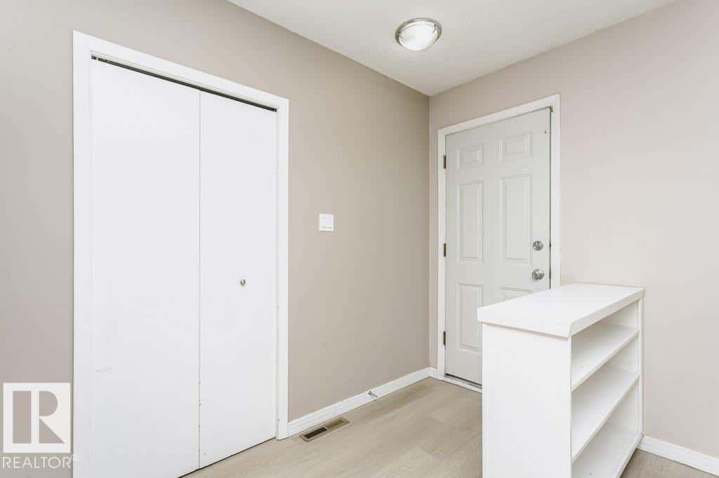 5214 49 ST — Leduc, Alberta - Photo 2 of 31