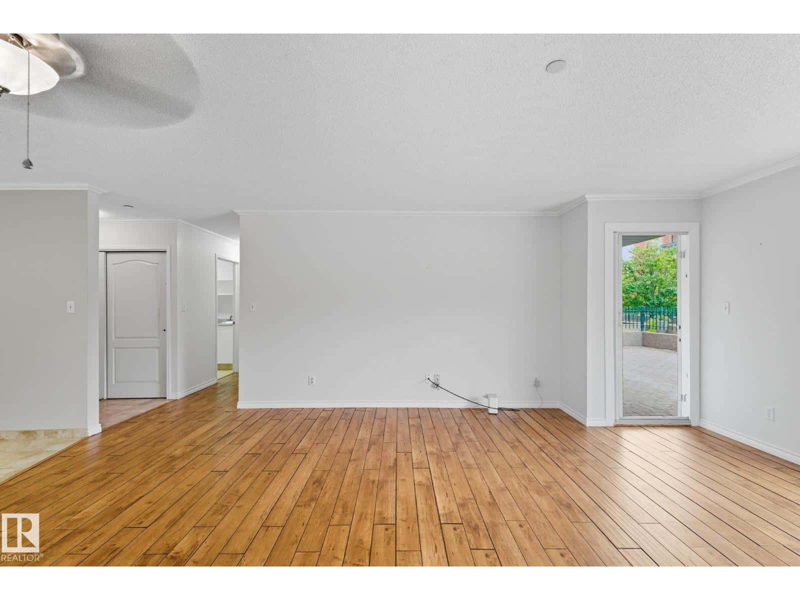 #102 35 Sir Winston Churchill AV — St. Albert, Alberta - Photo 5 of 29