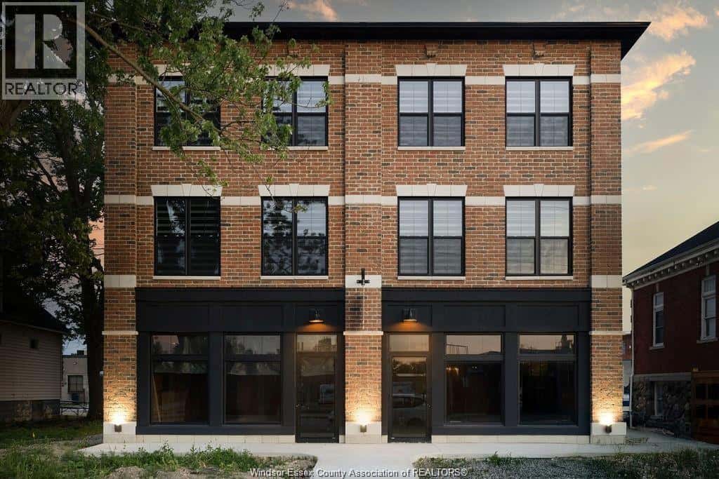 22 GORDON — Essex, Ontario - Photo 5 of 10