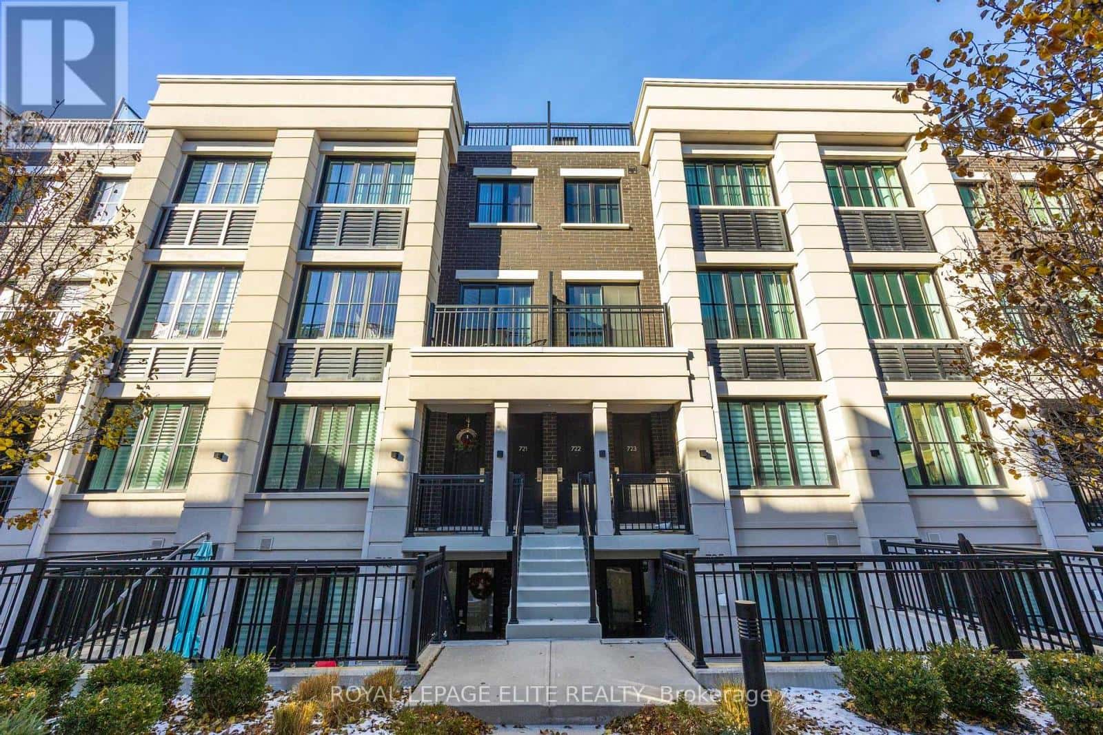 723 - 665 CRICKLEWOOD DRIVE — Mississauga (Mineola), Ontario - Photo 4 of 30