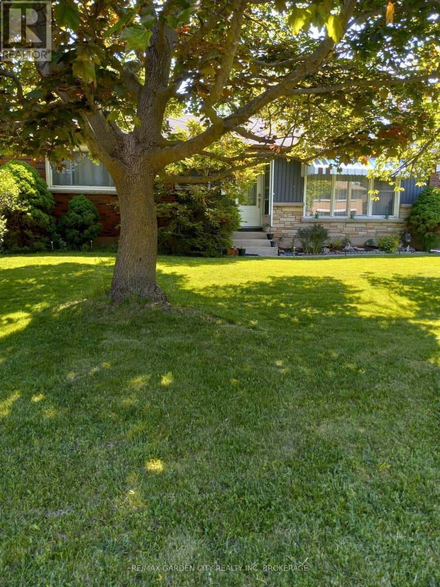 3664 ARLINGTON AVENUE — Niagara Falls (Stamford), Ontario - Photo 4 of 27