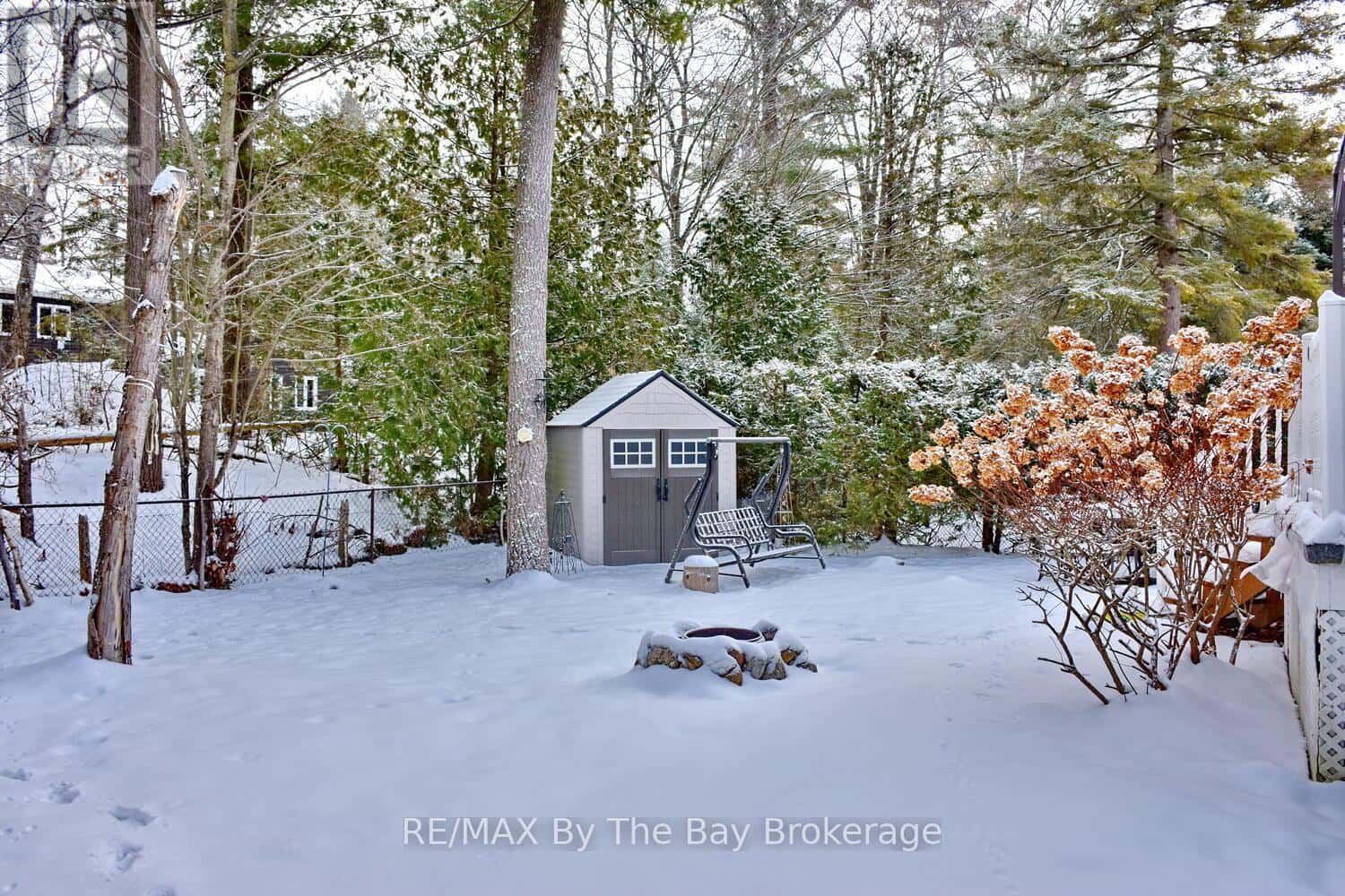 1327 RIVER ROAD E — Wasaga Beach, Ontario - Photo 5 of 47