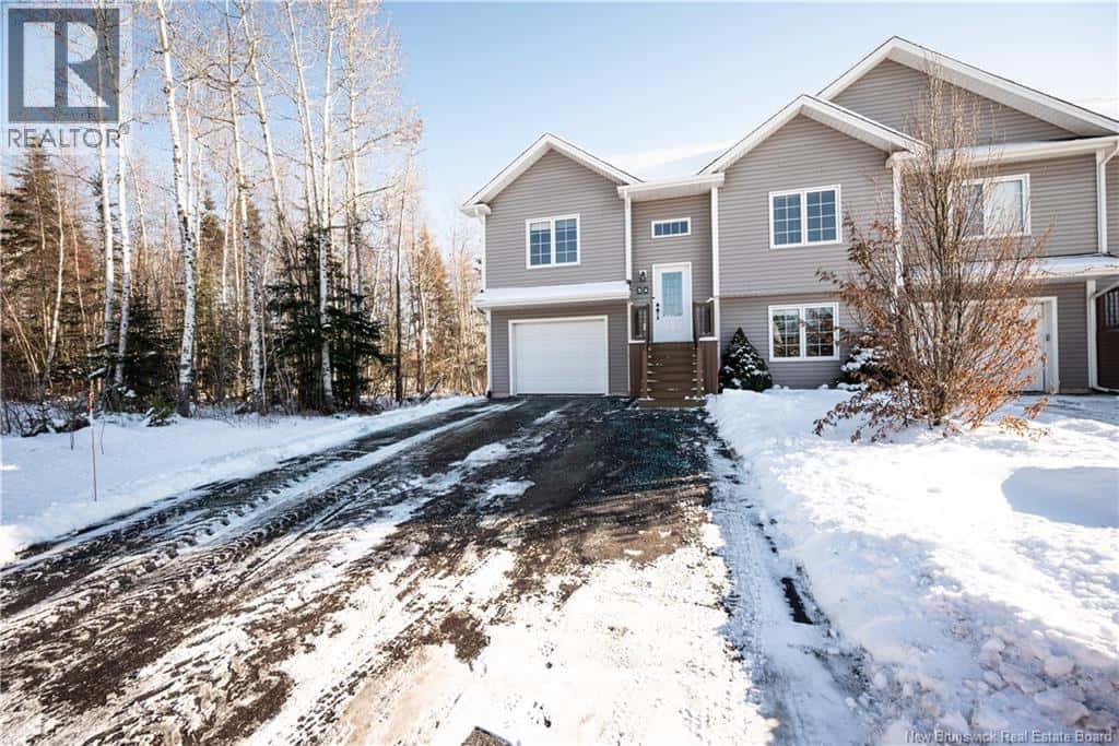 54 O'Neill — Moncton, New Brunswick - Photo 2 of 48