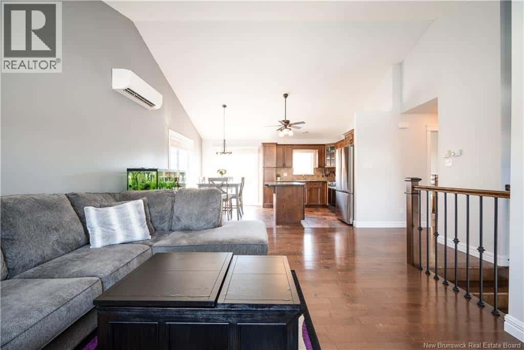 54 O'Neill — Moncton, New Brunswick - Photo 5 of 48