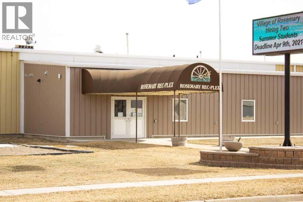 105 Pheasant Road — Rosemary, Alberta - Photo 5 of 7