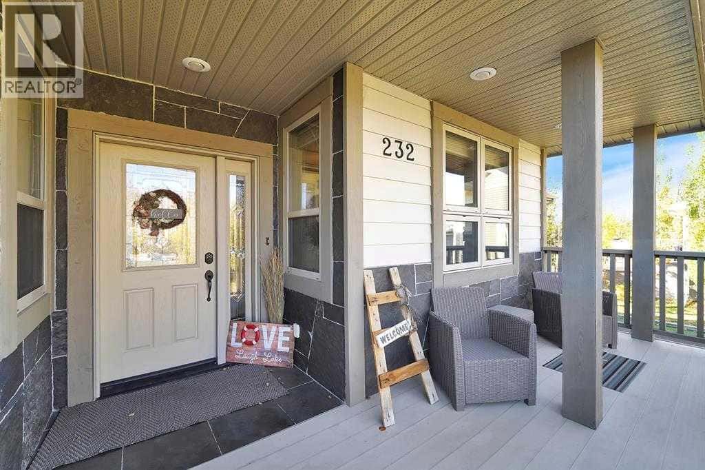 232 Canal Street — Rural Ponoka County, Alberta - Photo 3 of 50