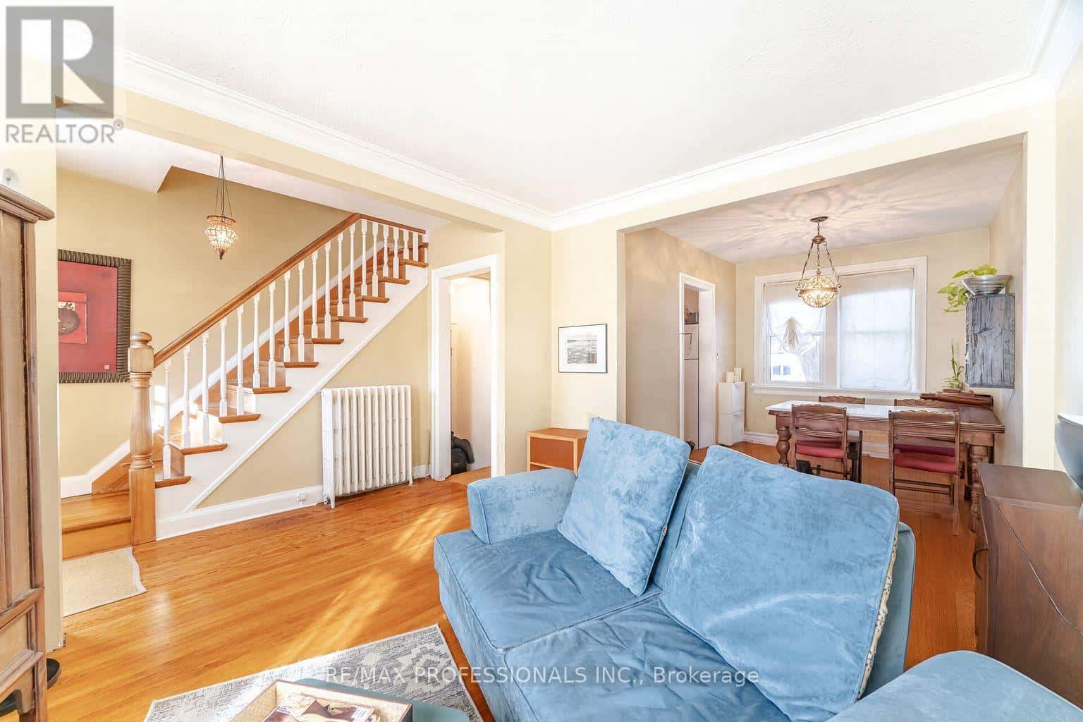 40 WARREN CRESCENT — Toronto (Lambton Baby Point), Ontario - Photo 3 of 20