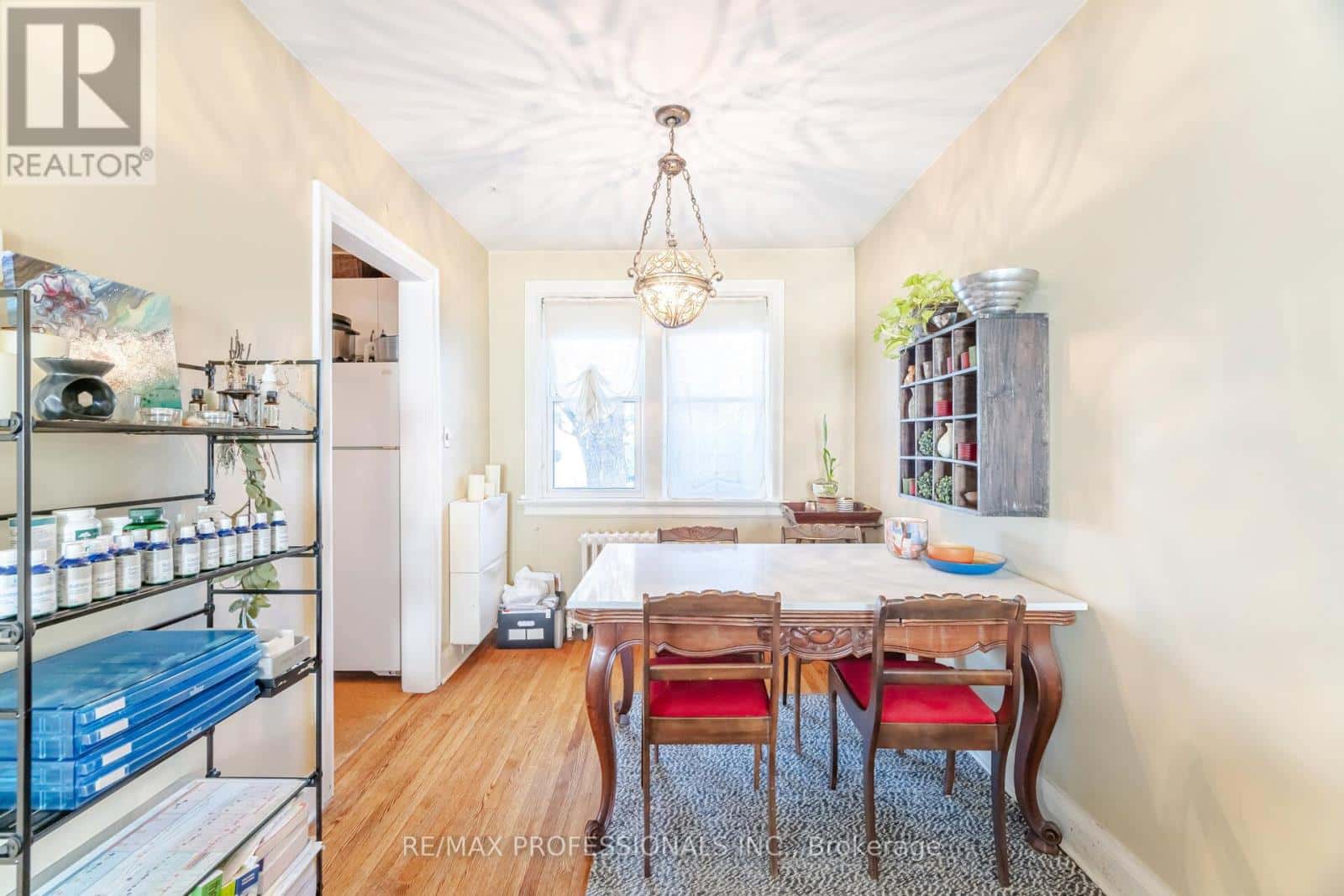 40 WARREN CRESCENT — Toronto (Lambton Baby Point), Ontario - Photo 5 of 20