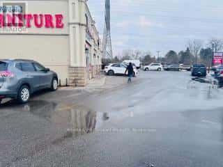 Toronto (West Humber-Clairville), Ontario — Toronto (West Humber-Clairville), Ontario - Photo 2 of 6