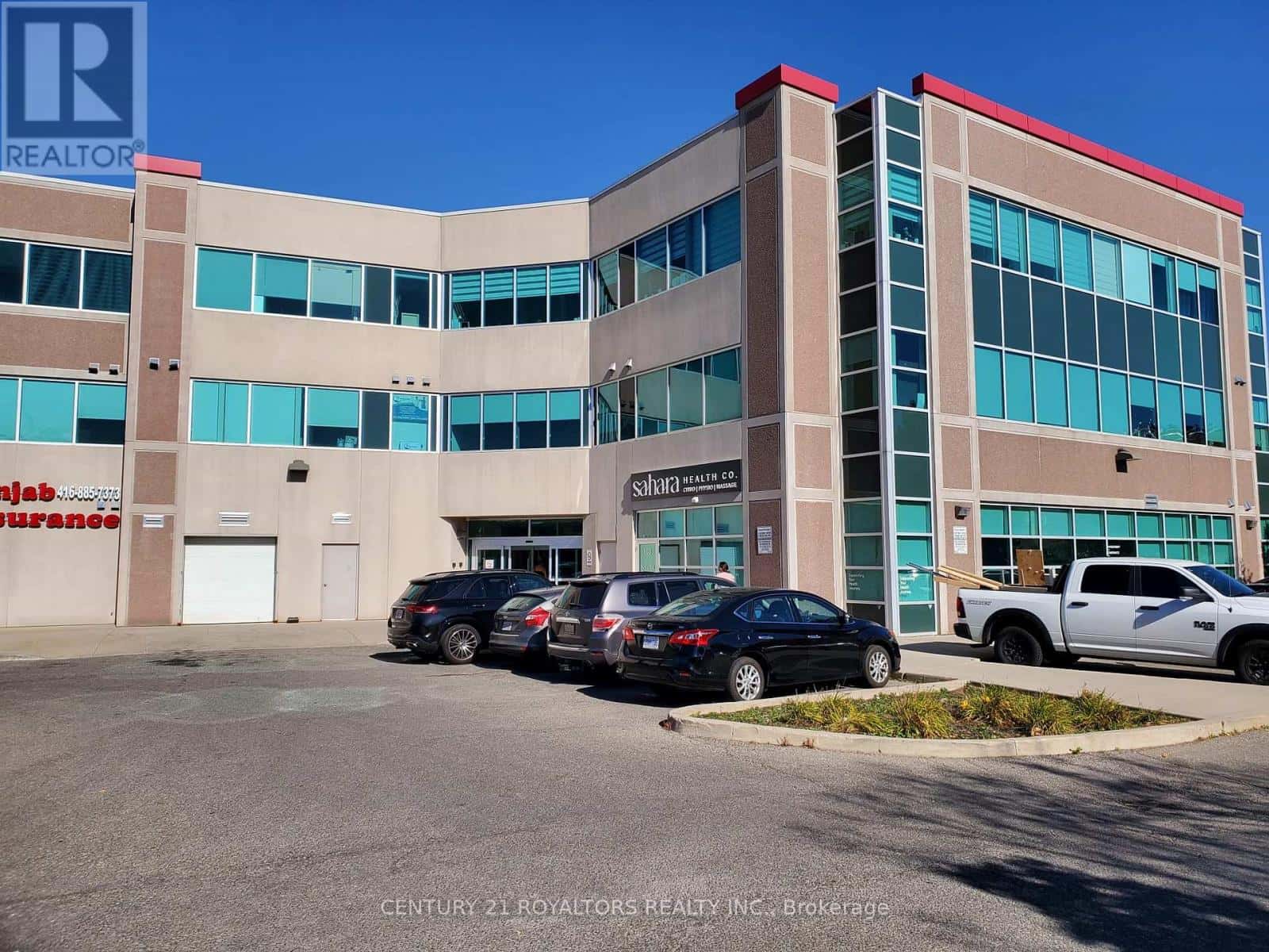 118 - 50 SUNNY MEADOW BOULEVARD N — Brampton (Sandringham-Wellington), Ontario - Photo 2 of 3