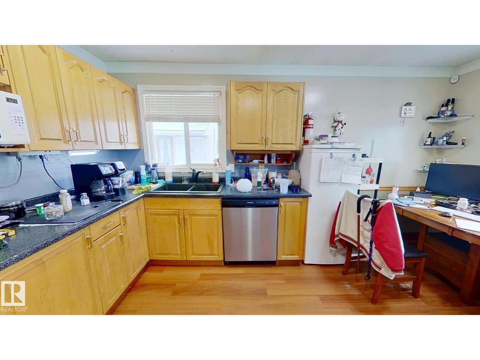 4710 56 AV — Bruderheim, Alberta - Photo 5 of 24