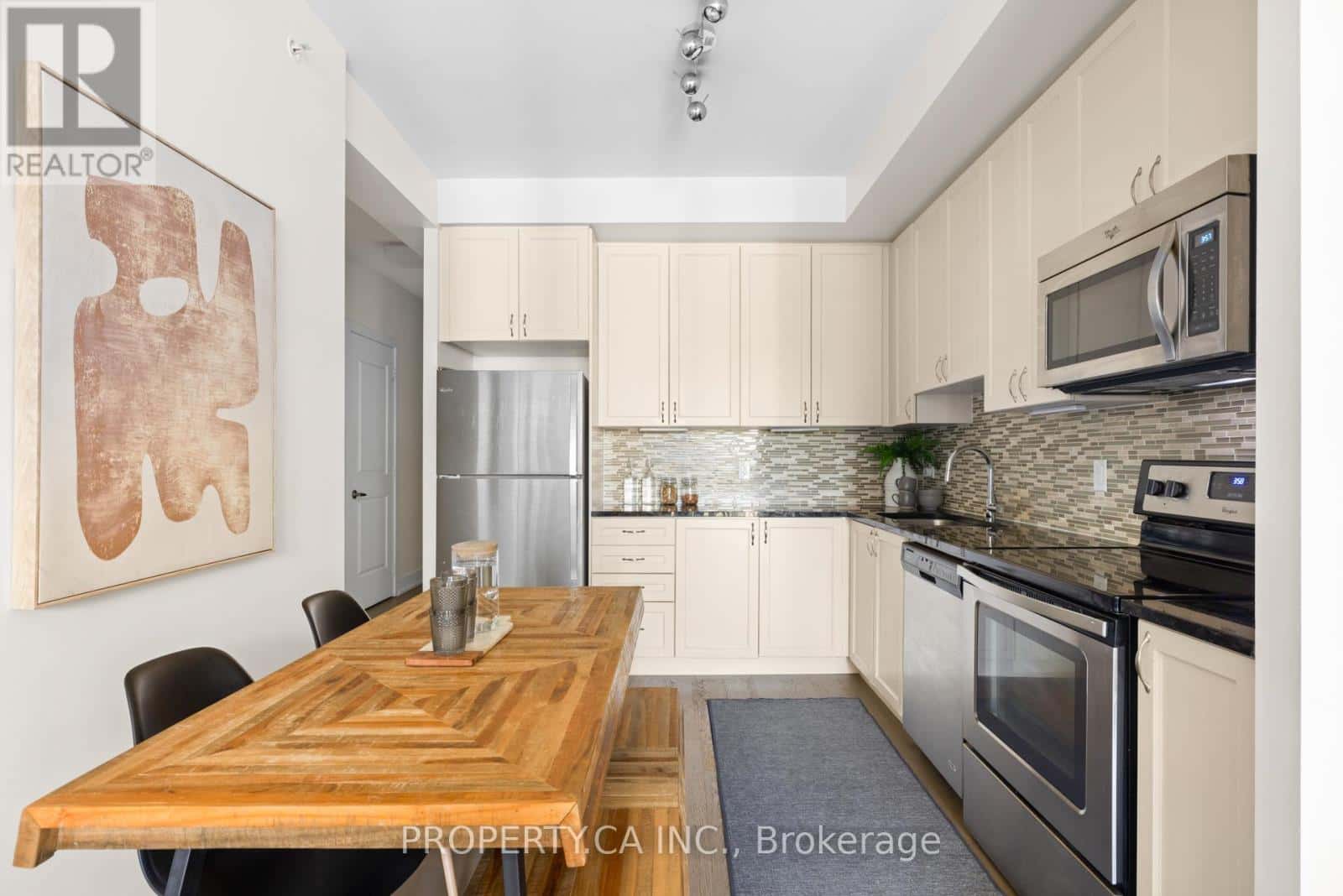 404 - 68 MERTON STREET — Toronto (Mount Pleasant West), Ontario - Photo 5 of 18