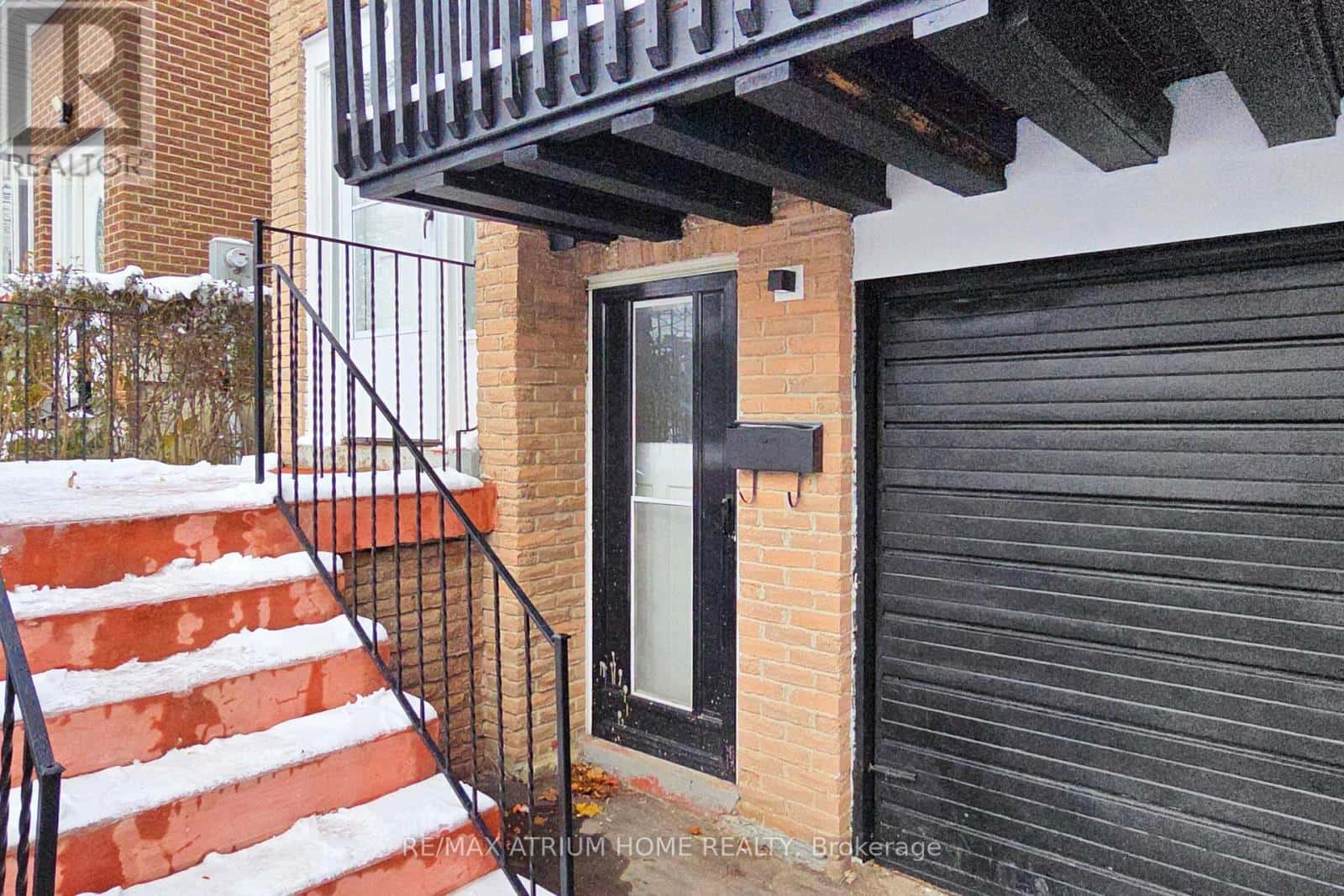 3 PLUMBROOK CRESCENT — Toronto (Agincourt South-Malvern West), Ontario - Photo 5 of 50