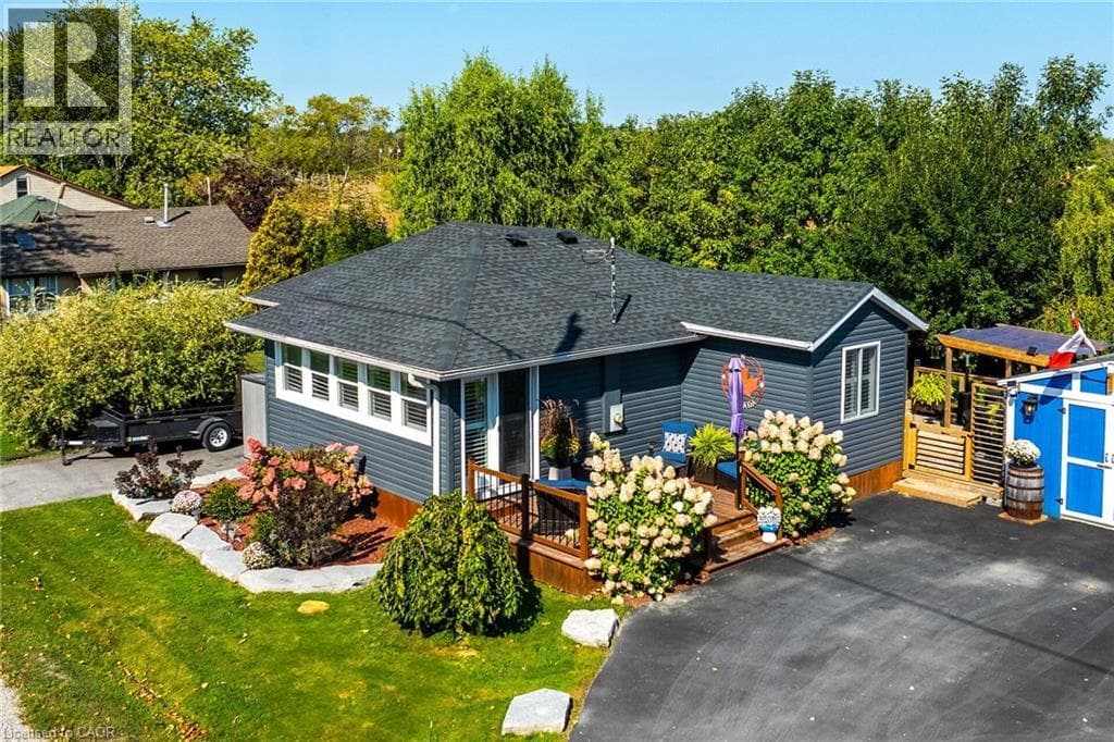 2011 LAKESHORE Road — Dunnville, Ontario - Main photo