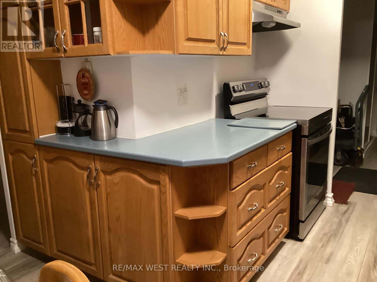 2101 - 627 THE WEST MALL — Toronto (Eringate-Centennial-West Deane), Ontario - Photo 4 of 5