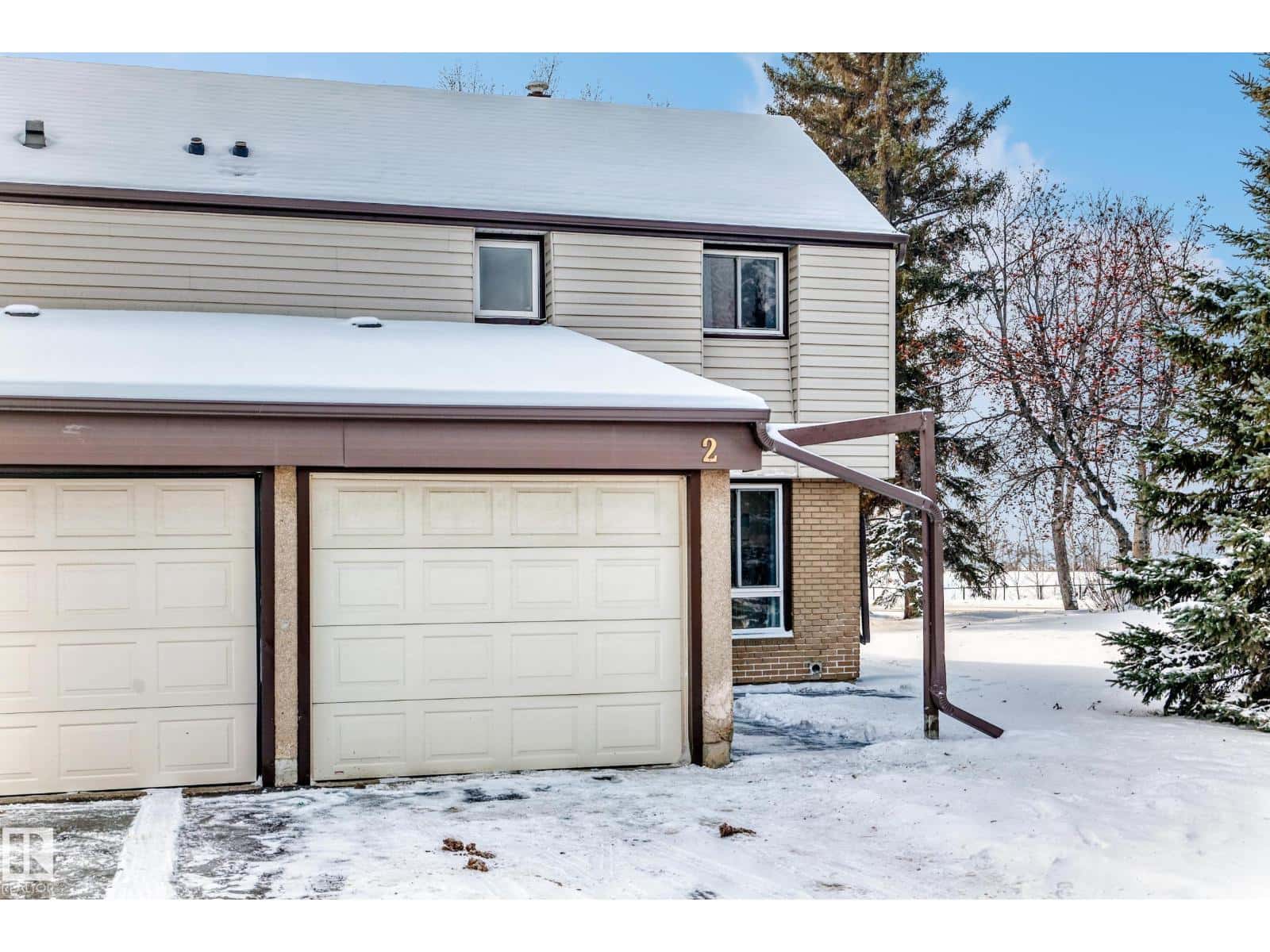 2 GRANDIN VG — St. Albert, Alberta - Photo 3 of 58