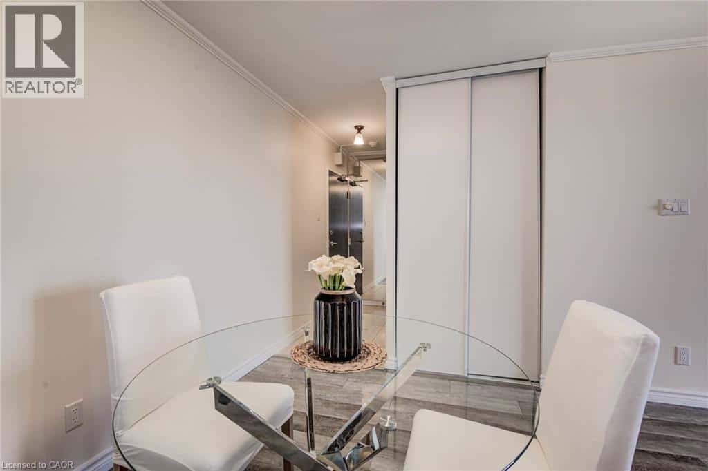 81 CHURCH Street Unit# 1504 — Kitchener, Ontario - Photo 3 of 49