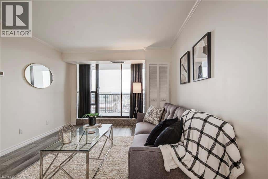 81 CHURCH Street Unit# 1504 — Kitchener, Ontario - Photo 5 of 49