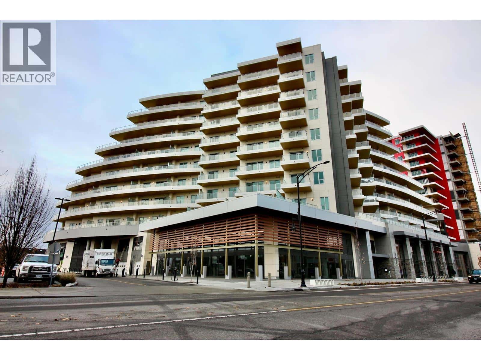 3340 Lakeshore Road 411