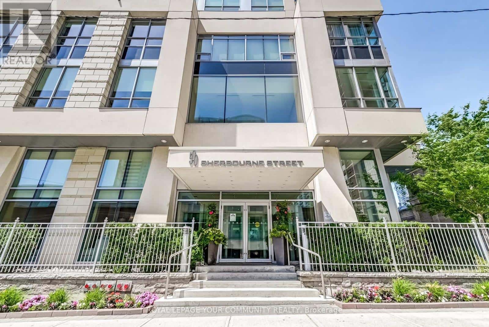 1311 - 500 SHERBOURNE STREET — Toronto (North St. James Town), Ontario - Photo 2 of 39