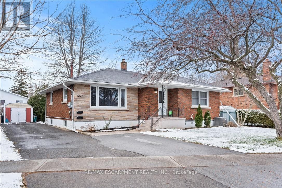 557 LAKE STREET — St. Catharines (Lakeport), Ontario - Main photo