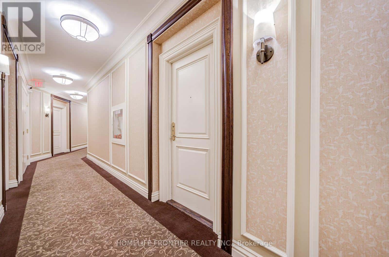 511 - 9235 JANE STREET — Vaughan (Maple), Ontario - Photo 5 of 48