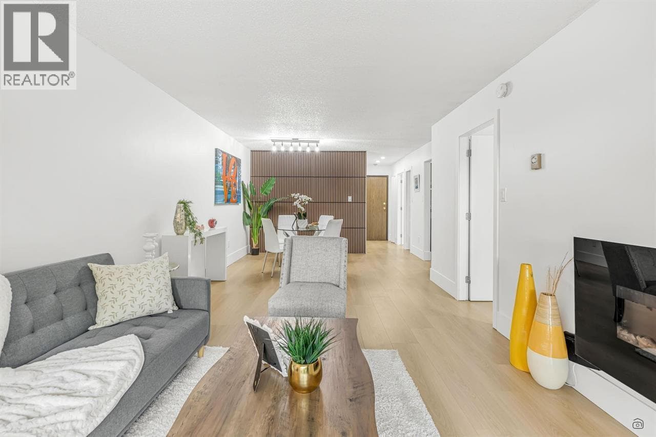 207 37 AGNES STREET — New Westminster, British Columbia - Main photo