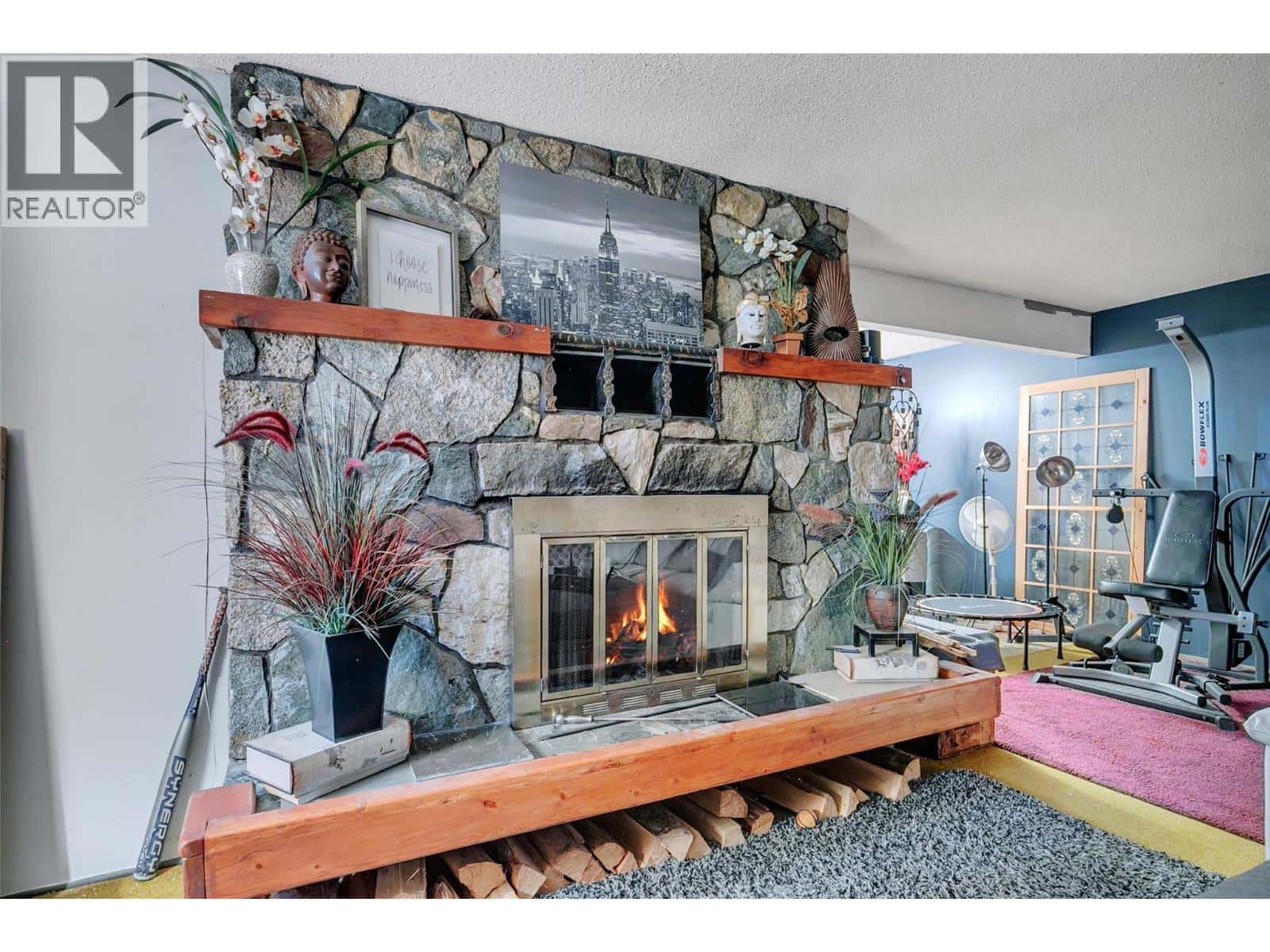 4055 McClain Road — Kelowna, British Columbia - Photo 5 of 74