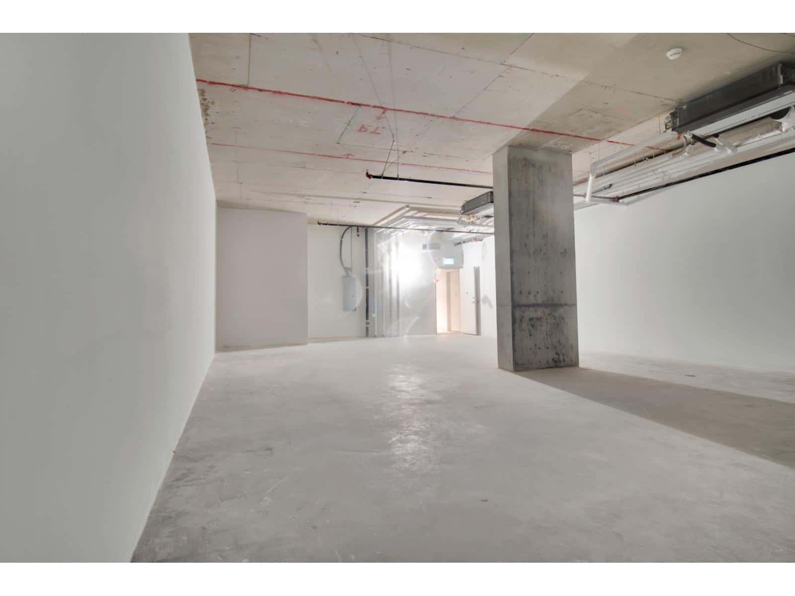 308 10767 WHALLEY BOULEVARD — Surrey - Photo 5 of 10