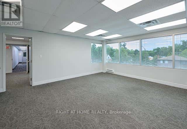 303 - 170 SHEPPARD AVENUE E — Toronto (Willowdale East) - Photo 3 of 4