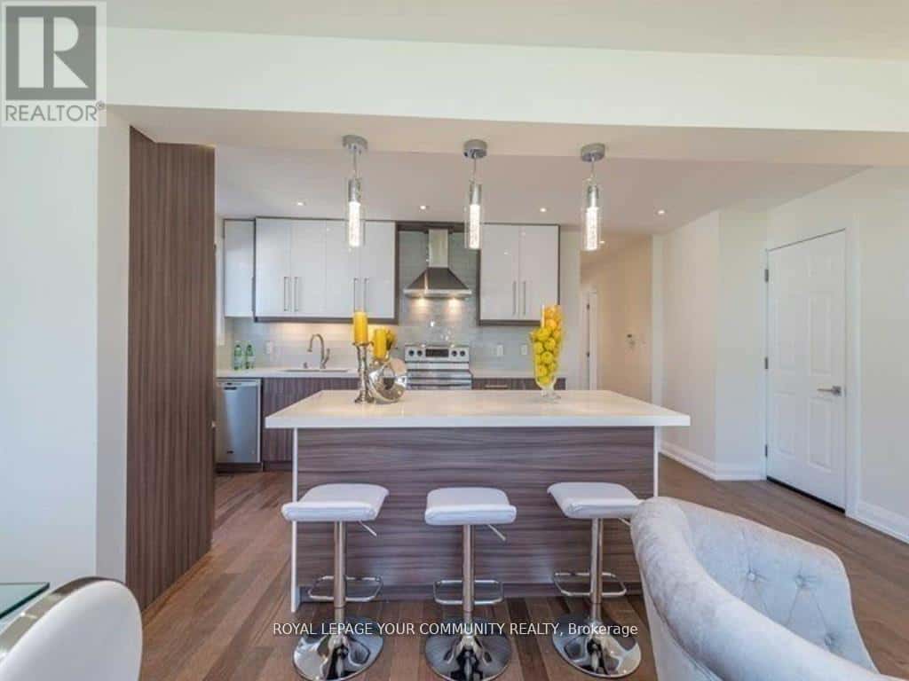 Aurora (Aurora Highlands) — Aurora (Aurora Highlands) - Photo 4 of 13