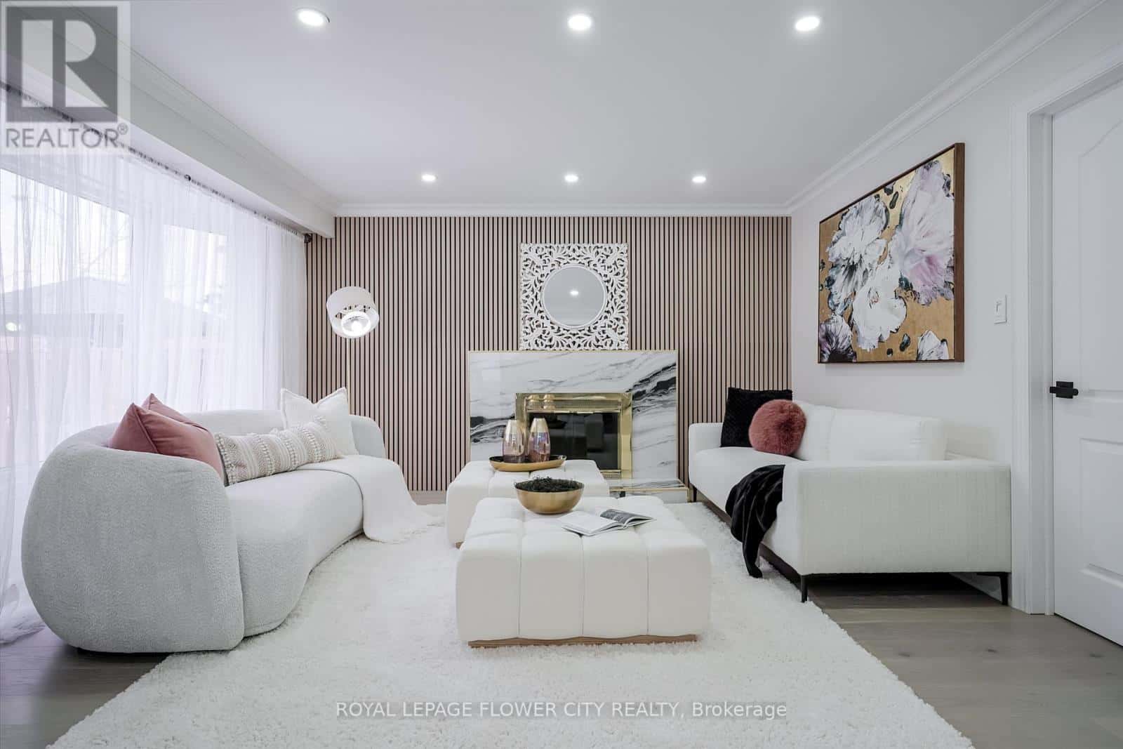 56 NANTUCKET CRESCENT — Brampton (Westgate), Ontario - Photo 5 of 50