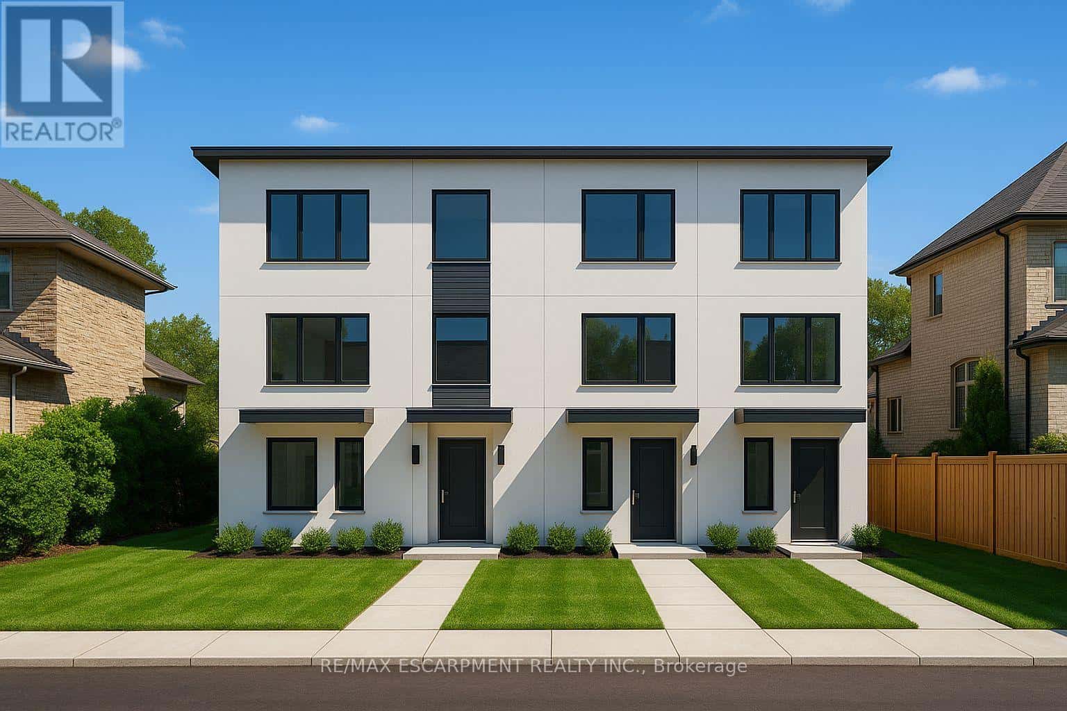 75 TROY STREET — Mississauga (Mineola), Ontario - Photo 4 of 21