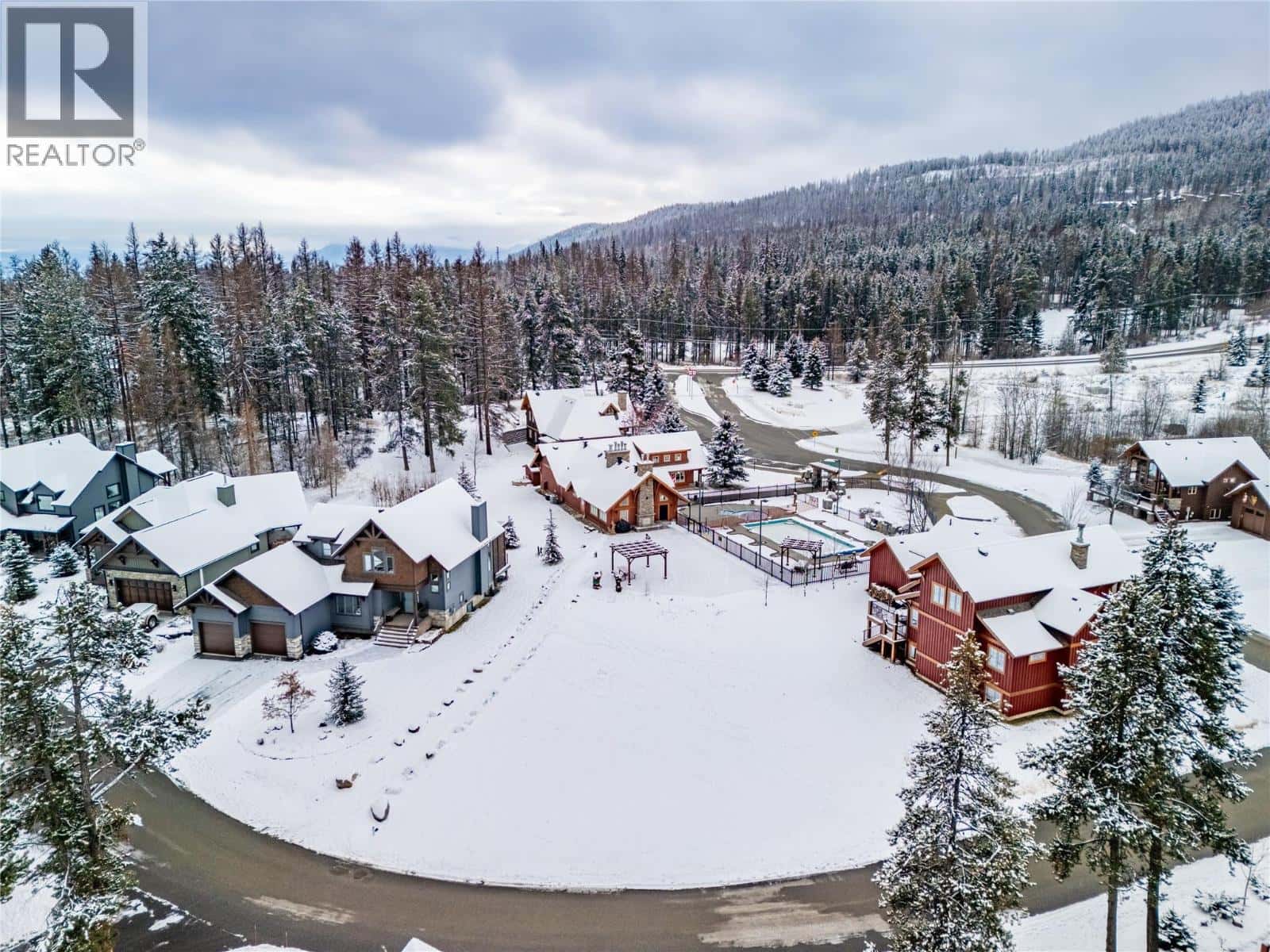 100 KODIAK Crescent — Kimberley, British Columbia - Photo 3 of 15