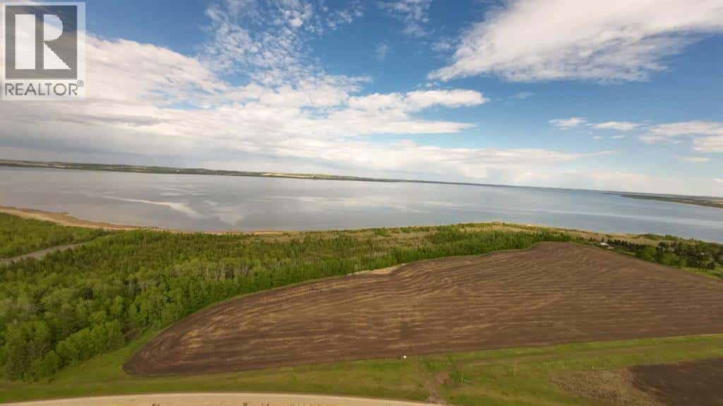 On Highway 771 — Rural Lacombe County, Alberta - Photo 2 of 11