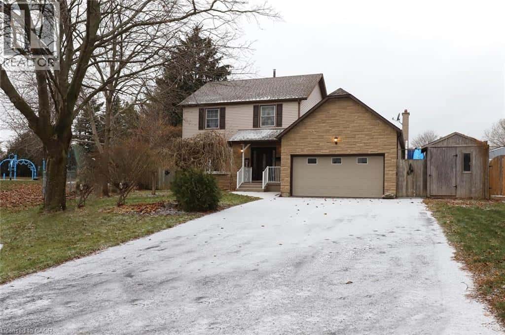 4 CINDY Court — Grimsby, Ontario - Photo 2 of 49