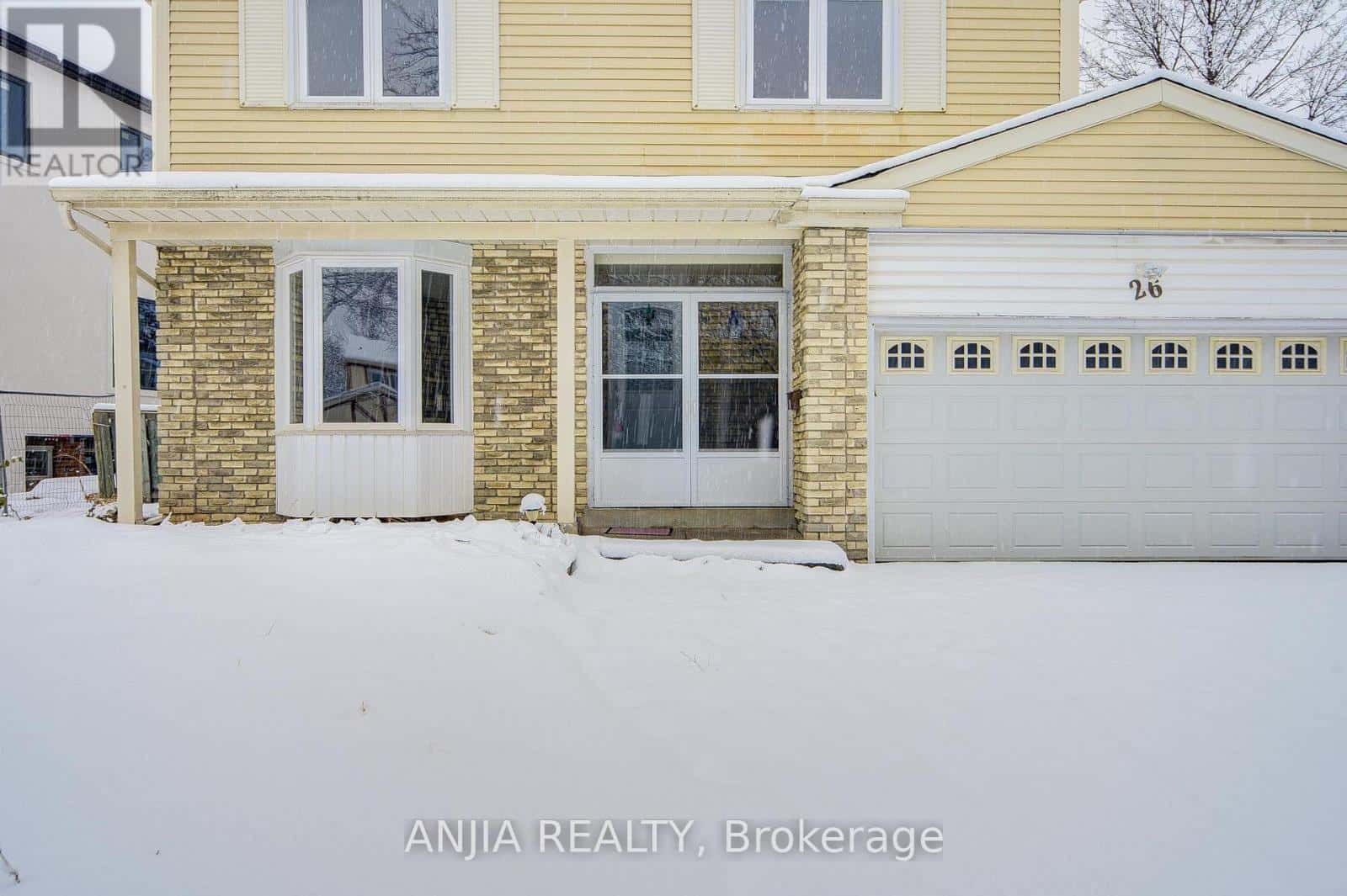 26 LONGBOW SQUARE — Toronto (Steeles), Ontario - Photo 2 of 47