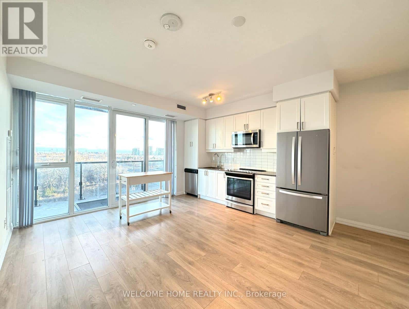 504 - 7895 JANE STREET — Vaughan (Concord) - Photo 2 of 15