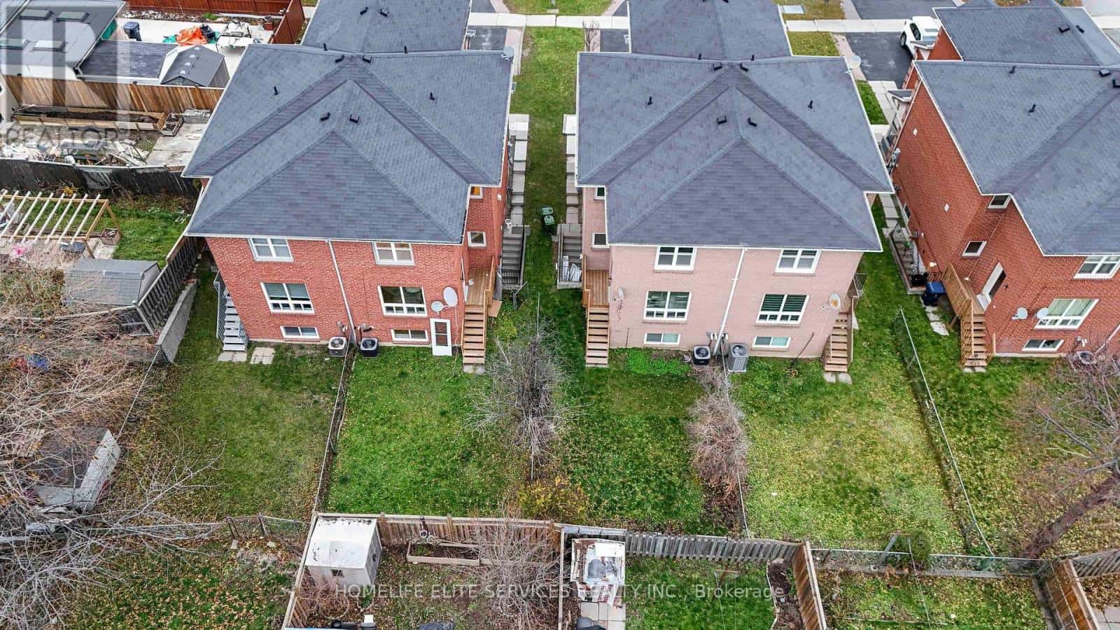 5 LENTHALL AVENUE — Toronto (Malvern), Ontario - Photo 4 of 46