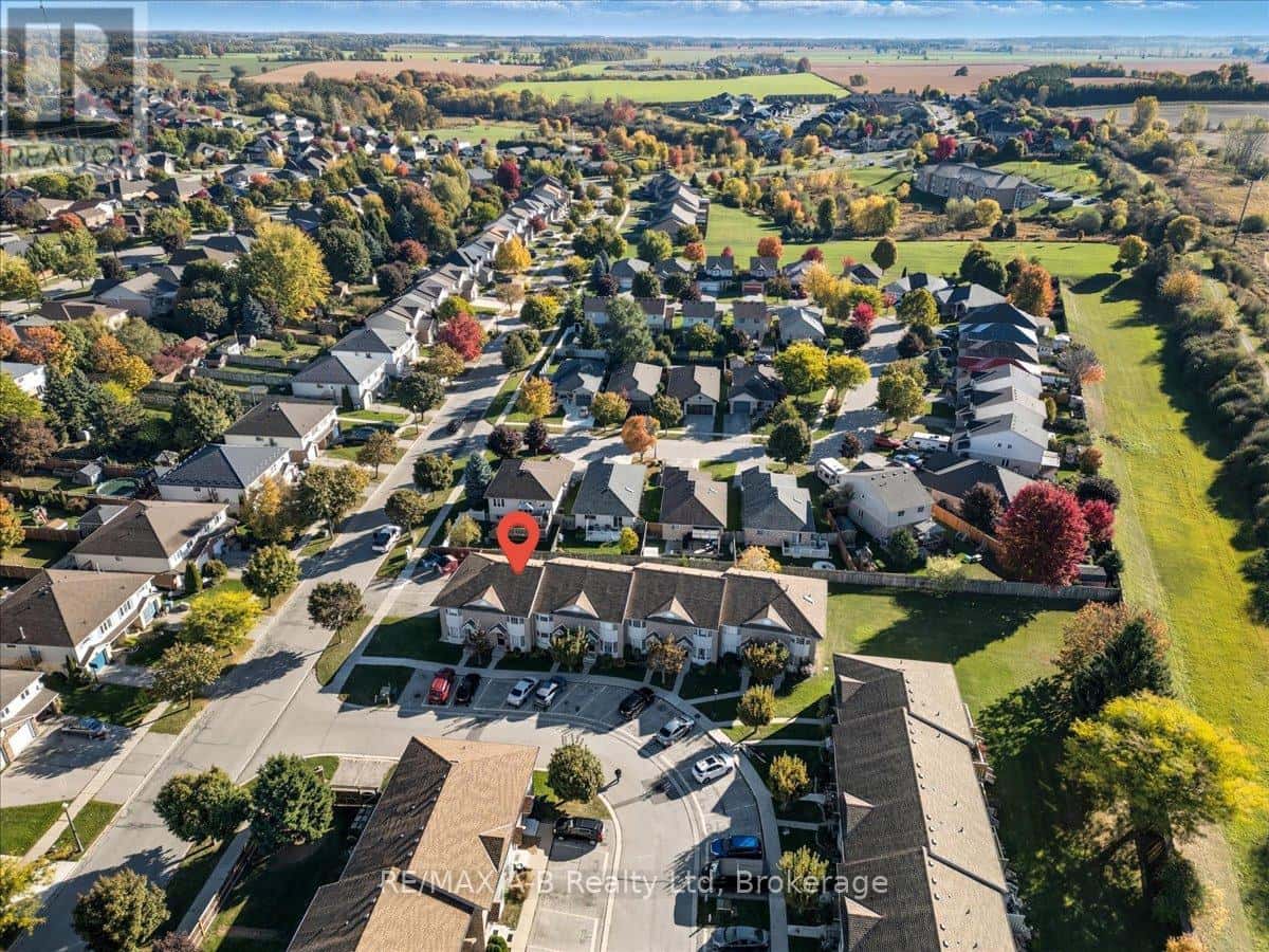 27 - 20 SOUTHVALE ROAD — St. Marys, Ontario - Photo 5 of 41