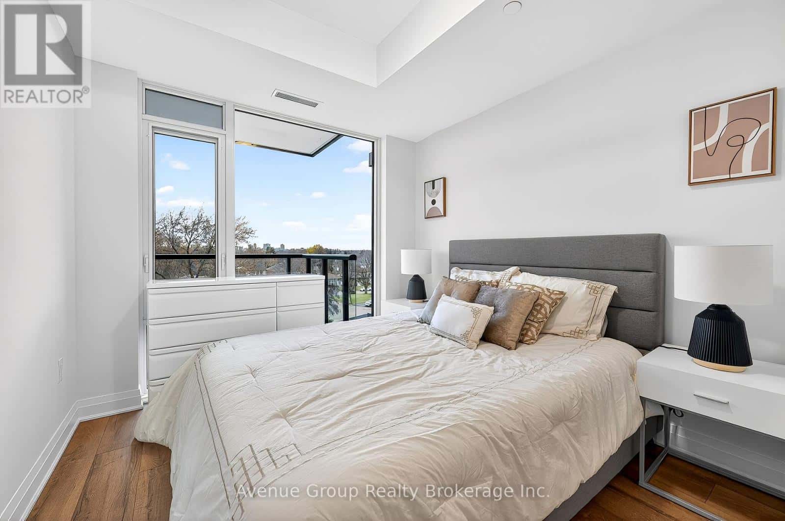 510 - 700 SHEPPARD AVENUE W — Toronto (Bathurst Manor) - Photo 5 of 30