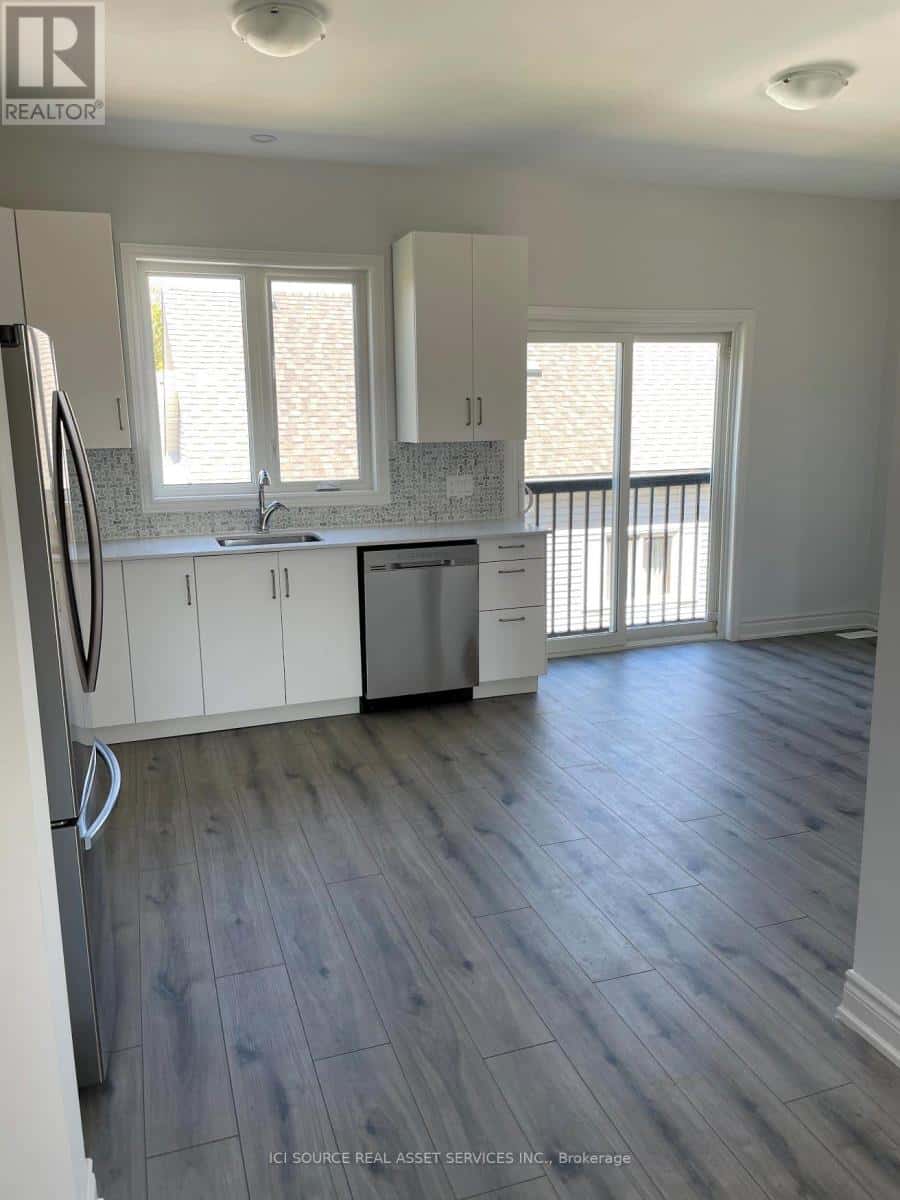 St. Catharines (E. Chester) — St. Catharines (E. Chester) - Photo 5 of 15