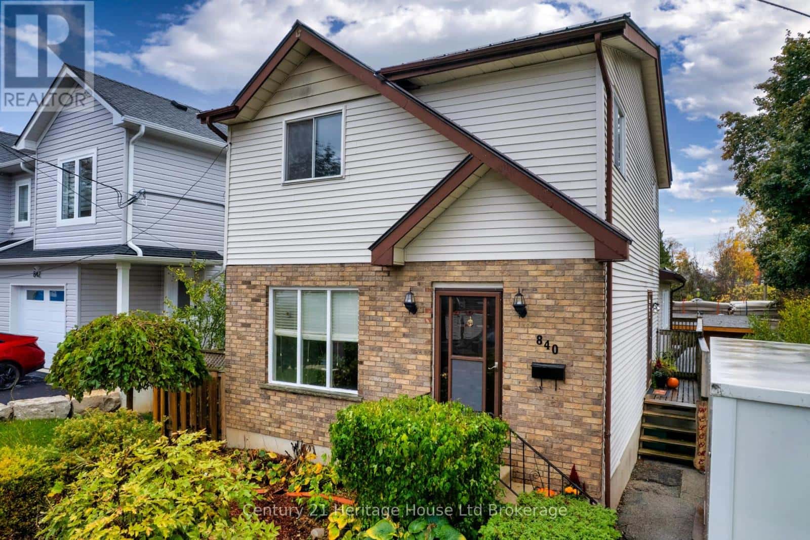 840 WATER STREET — Woodstock (Woodstock - South), Ontario - Photo 2 of 45