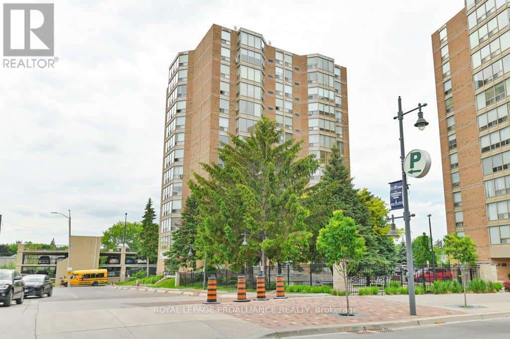 906 - 344 FRONT STREET — Belleville (Belleville Ward), Ontario - Photo 2 of 36