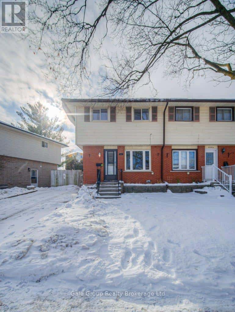 Cambridge — Cambridge - Photo 5 of 46